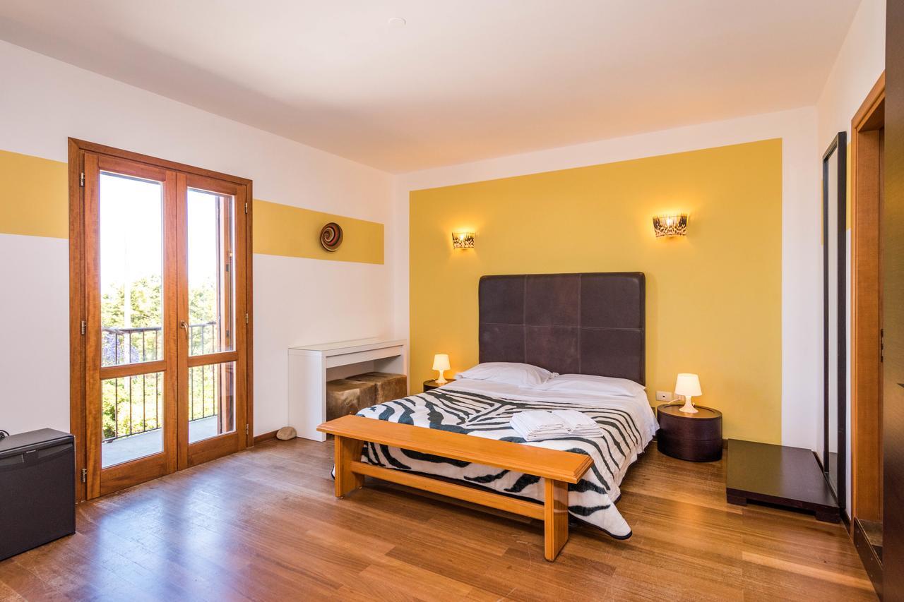 B&B Le Dune Lascari Exterior photo